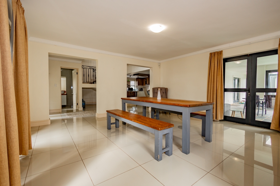 4 Bedroom Property for Sale in Zevenwacht Country Estate Western Cape